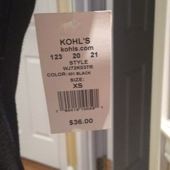 Jennifer Lopez top - Picture 4 of 5